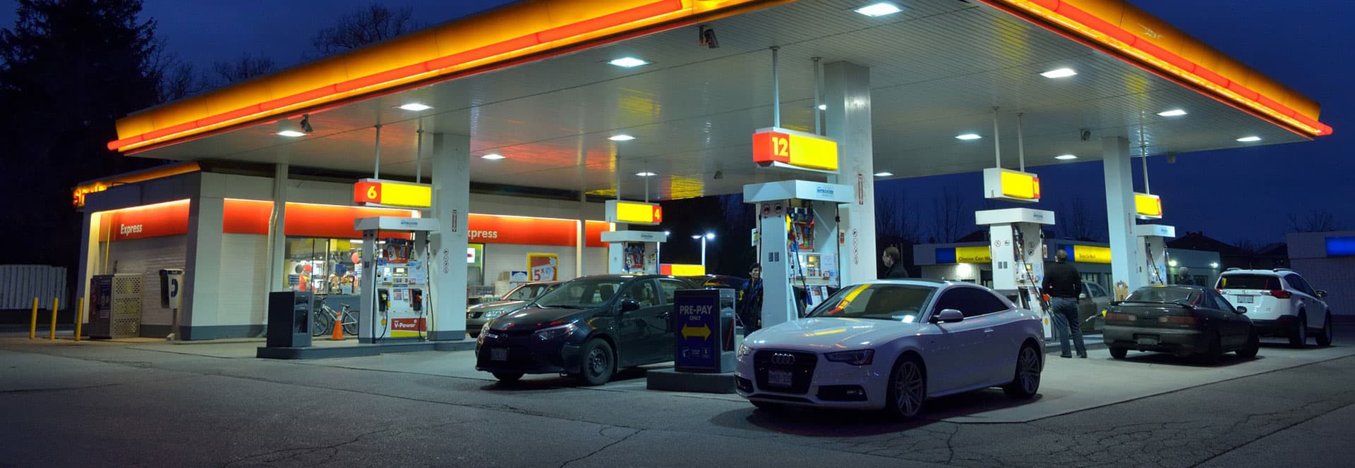 Motorina continuă să se ieftinească