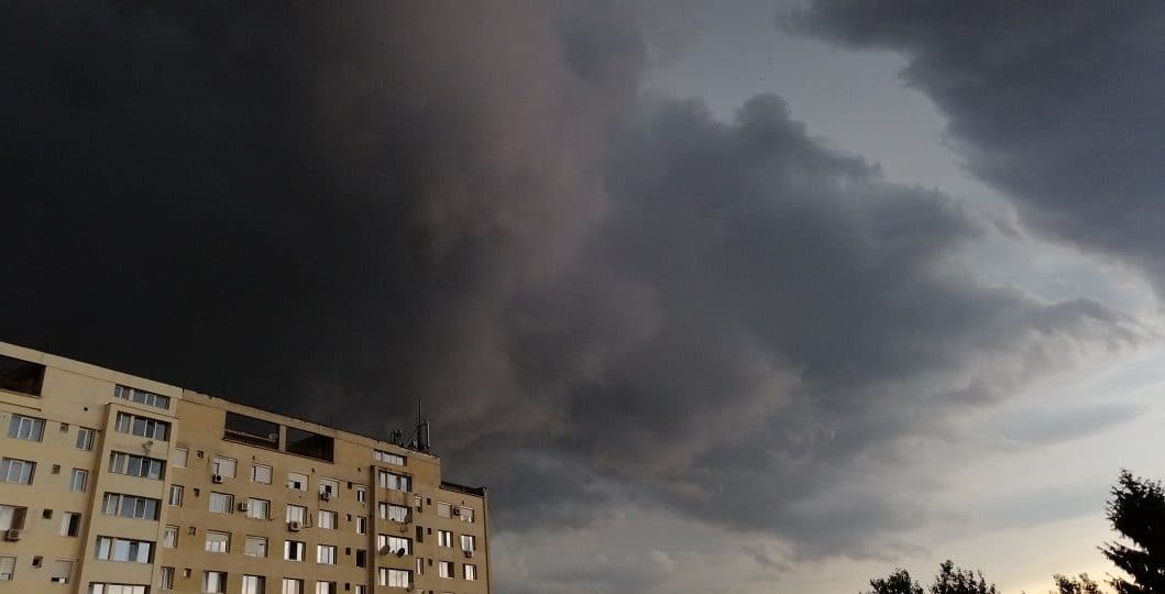 Furtuna Ashley se apropie de Europa: Avertizări de vreme extremă și scăderi drastice de temperaturi