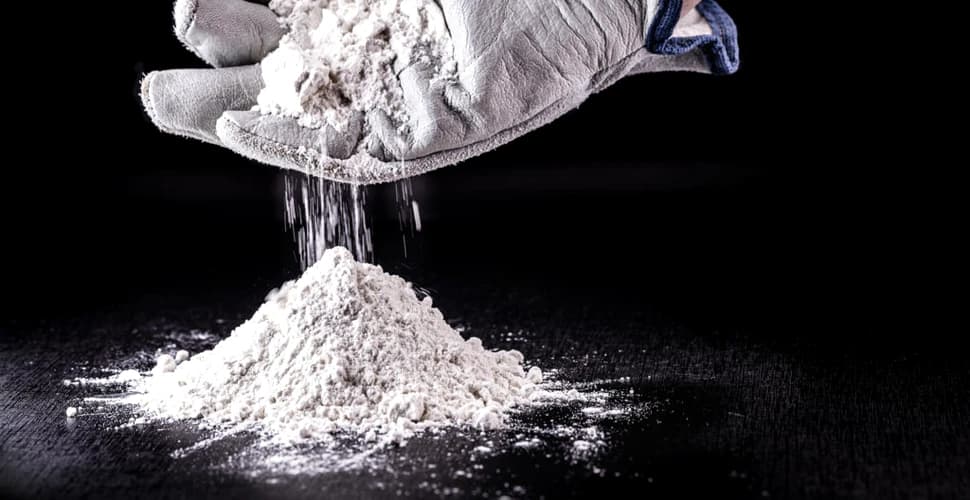 ANSA intensifică controalele: Dioxidul de titan E171 interzis în produsele alimentare