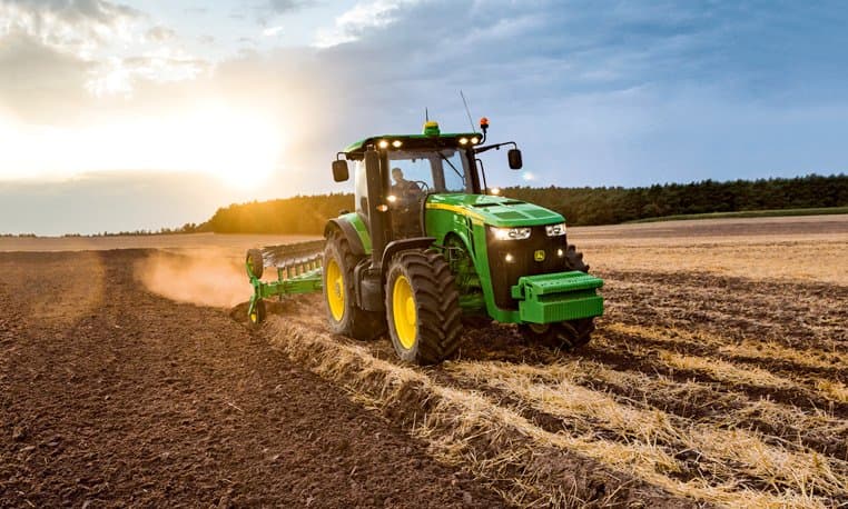 Moldovean condamnat în Franța pentru furtul unui tractor