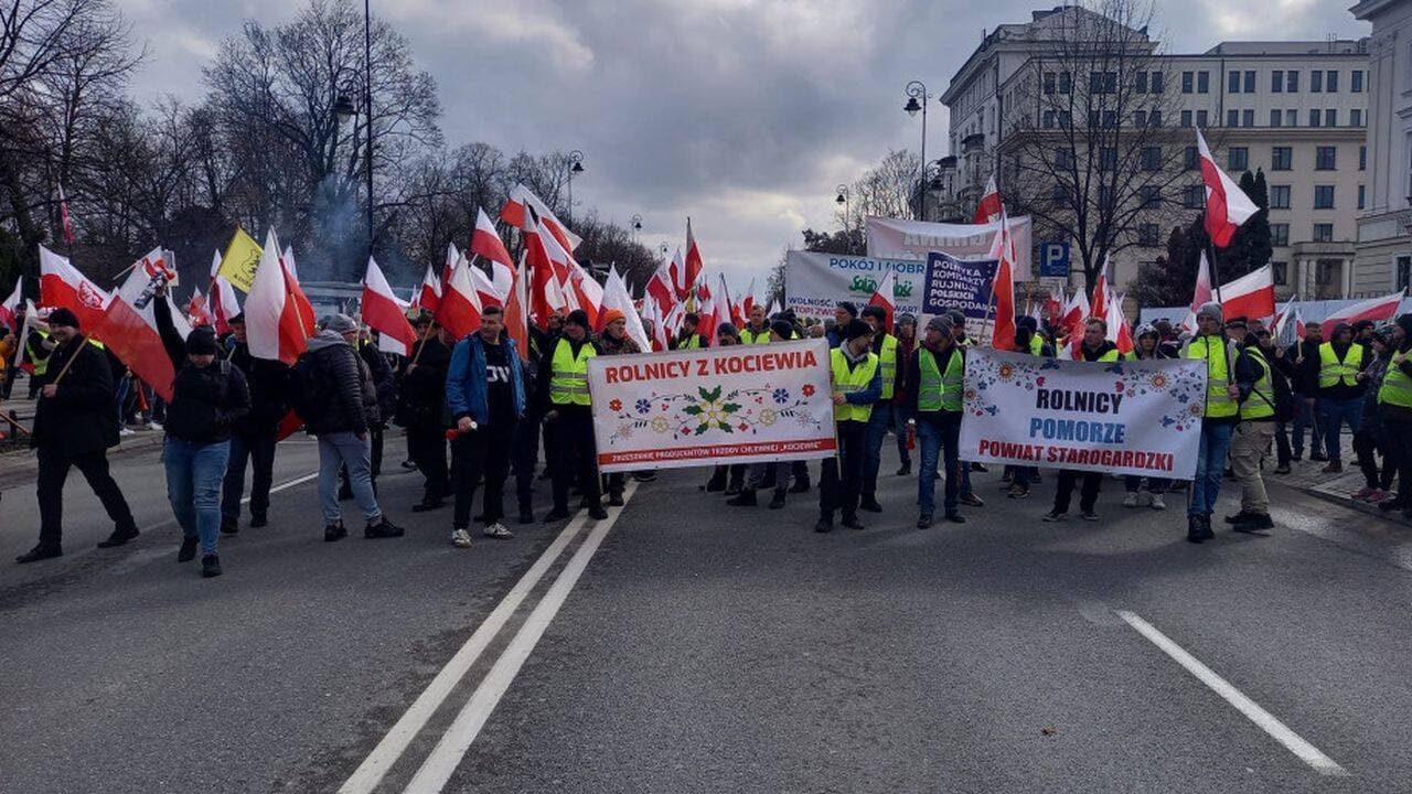 Fermierii polonezi au protestat la Varșovia împotriva politicilor europene