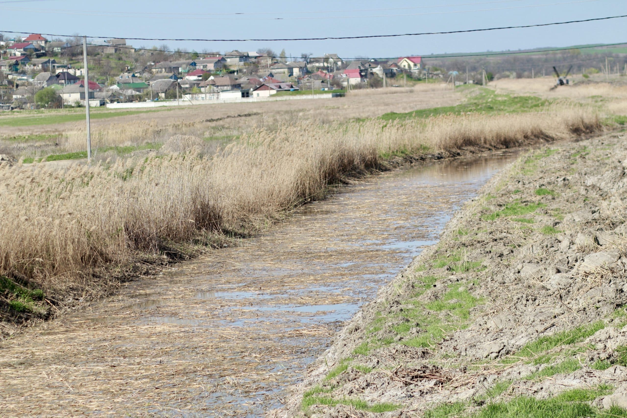 Râul Botna în proces de curățare: Ministrul Mediului inspectează lucrările în Căușeni