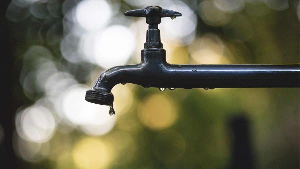 Tot mai multe localități din Moldova conectate la apă și canalizare în 2024