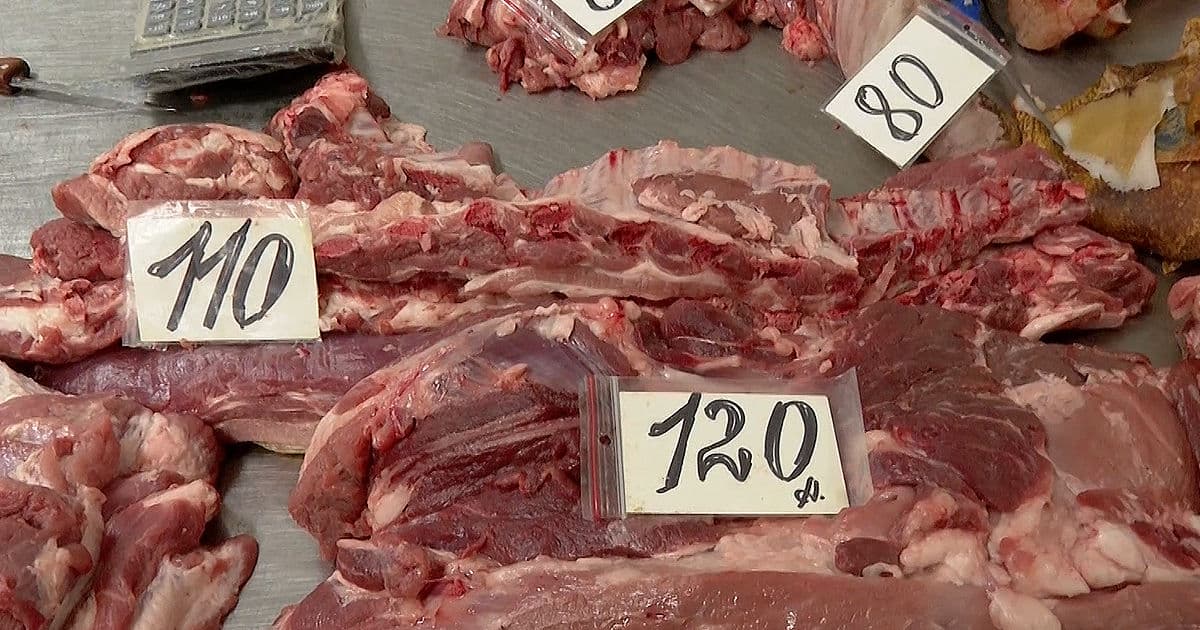 Noi majorări de preț: Producătorii de carne de porc din Moldova au anunțat un „al doilea val” de creșteri a prețurilor