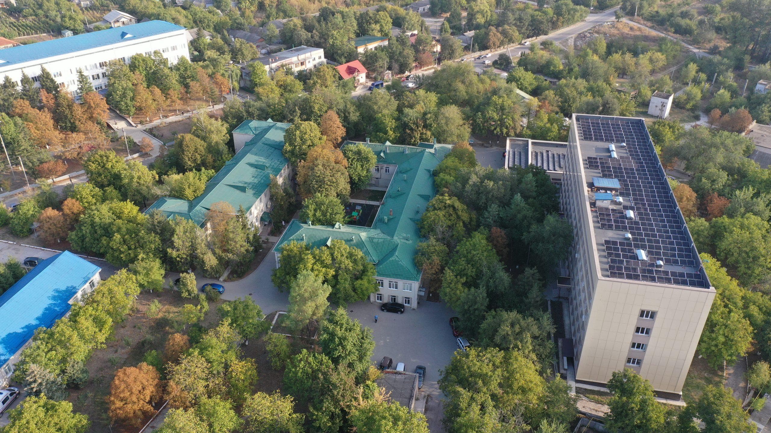 Energie mai eficientă în spitale și universități: investiții de peste 70 de milioane euro