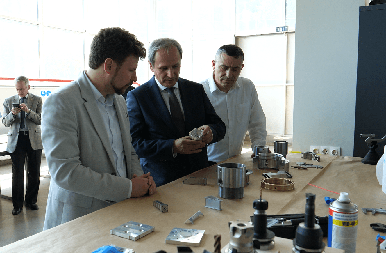 Universitatea Tehnică a Moldovei inaugurează laboratoare didactice și de cercetare pentru viitorul industriei