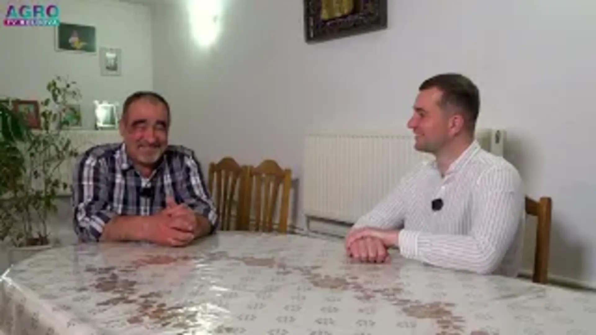 Opt copii, doi părinți și o lecție de viață – familia Mustață