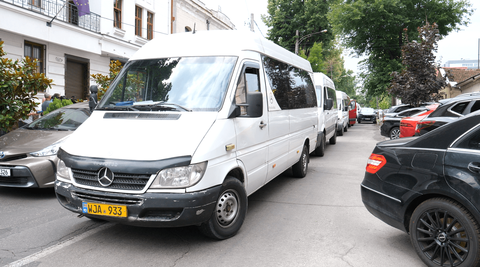 Transportatorii se plâng la CNA pe poliție și funcționarii Primăriei Chișinău