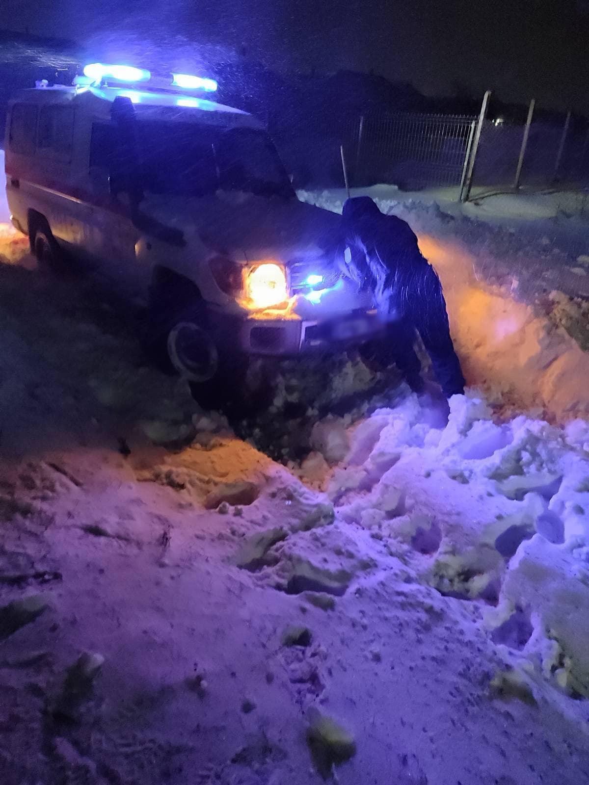 Misiuni în lanț din cauza vremii severe
