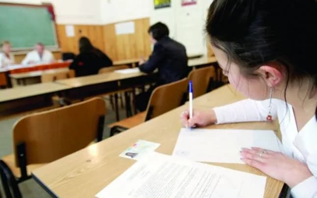 Nota „10” la Bac, mai accesibilă: reguli simplificate