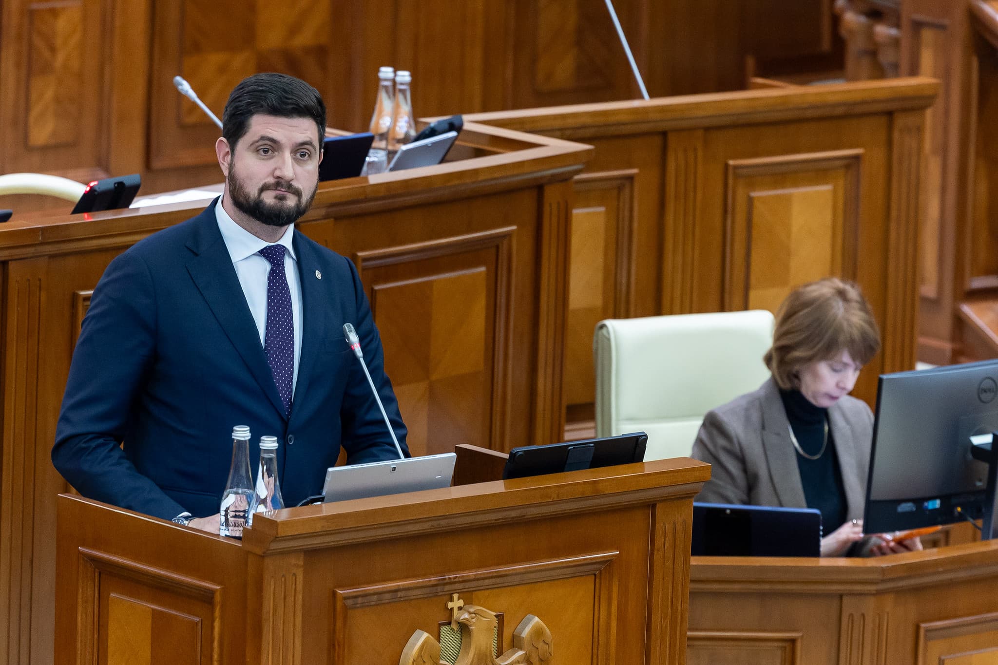 Moțiunea împotriva ministrului Energiei a picat: Dorin Junghietu, audiat șase ore în Parlament