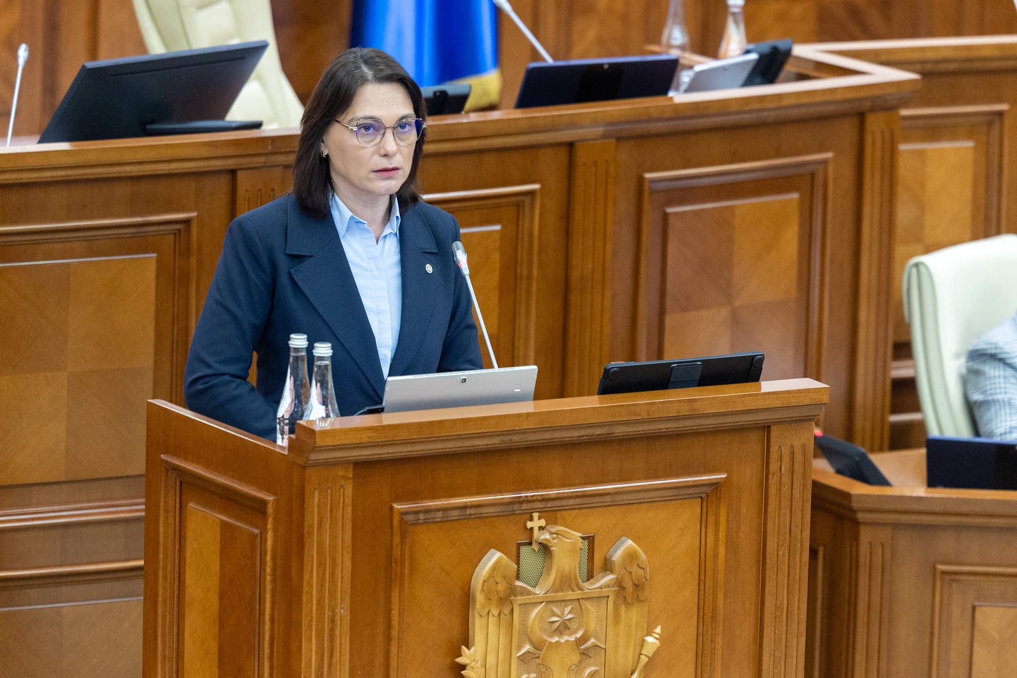 Parlamentul a înăsprit legislația antidrog pe fondul creșterii alarmante a dosarelor
