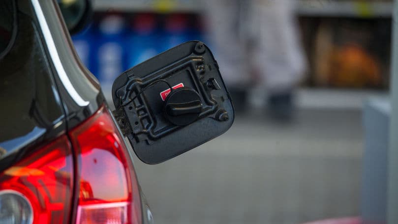 Prețurile la benzină și motorină cresc ușor în Moldova din cauza tensiunilor din Golful Persic