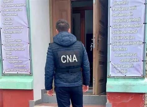 Reținut de CNA după ce ar fi cerut 400.000 de dolari pentru influență într-un dosar penal