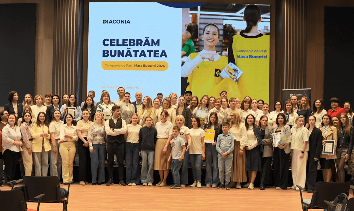 Voluntarii campaniei „Masa Bucuriei”, premiați după recordul de aproape 100 de tone de alimente colectate