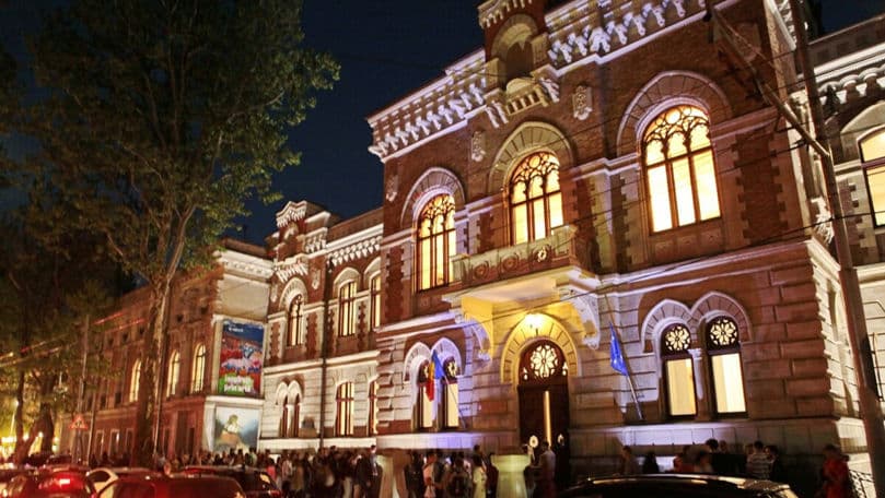 Muzeele din țară pregătesc expoziții și activități speciale pentru Noaptea Muzeelor