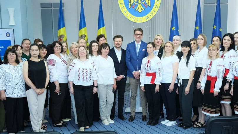 35 de profesori din Taraclia și Bălți vor merge în România pentru cursuri de perfecționare la limba română