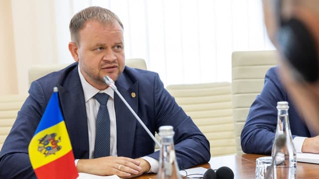 CEC propune validarea mandatului de deputat al lui Roman Roșca