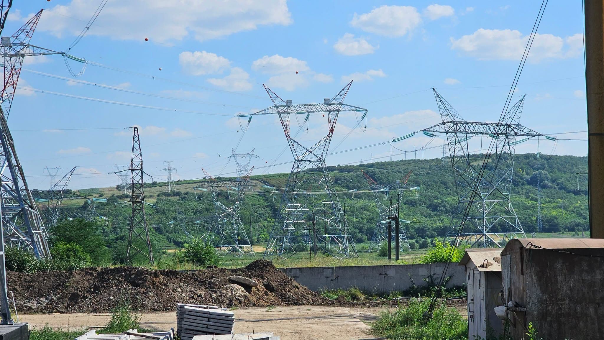 Linia Electrică Vulcănești–Chișinău intră în etapa finală