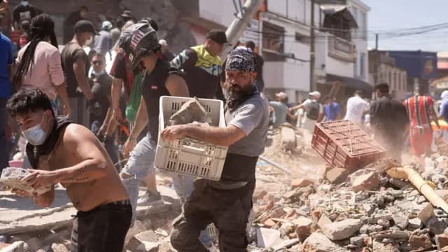 132 de morți în urma cutremurului din Columbia
