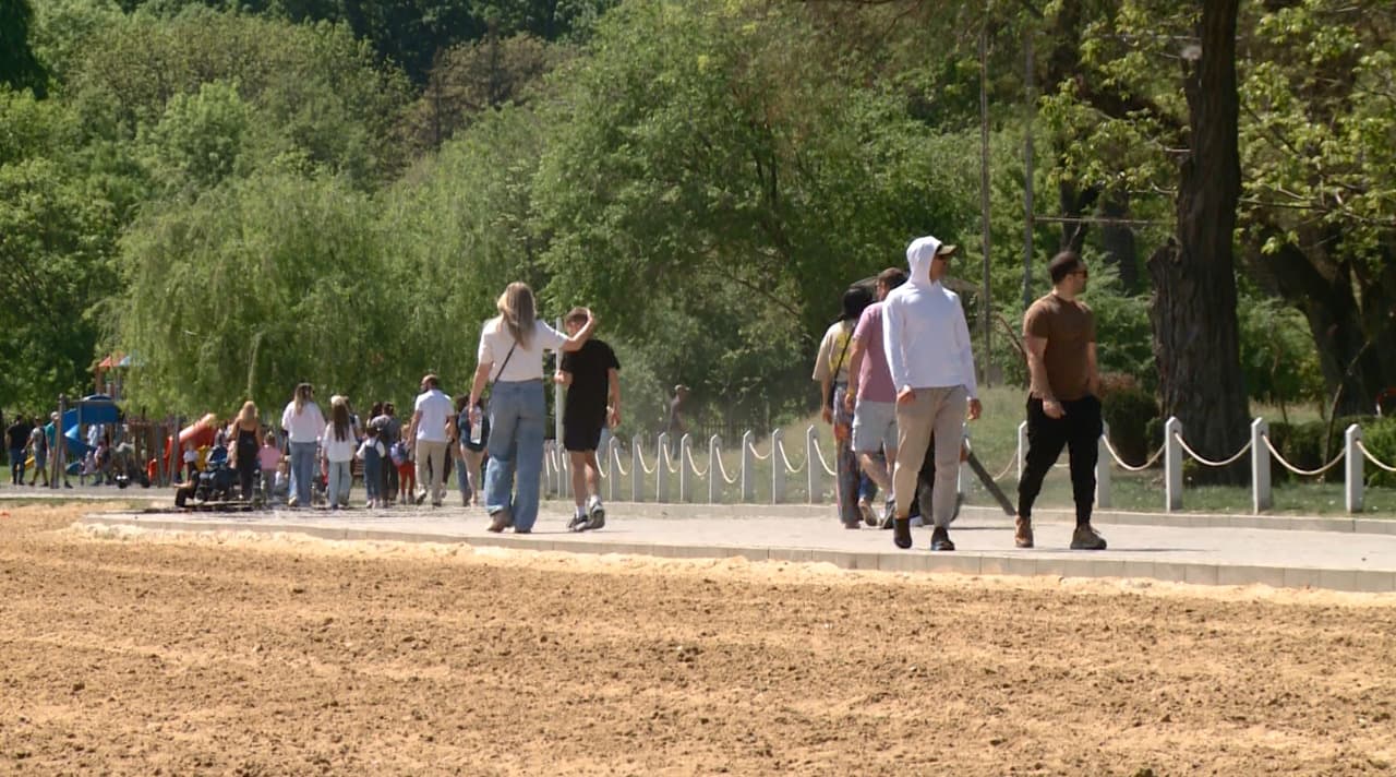 Ziua liberă a scos oamenii din case