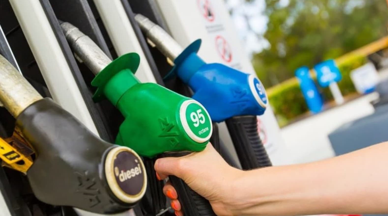 Carburanții se scumpesc