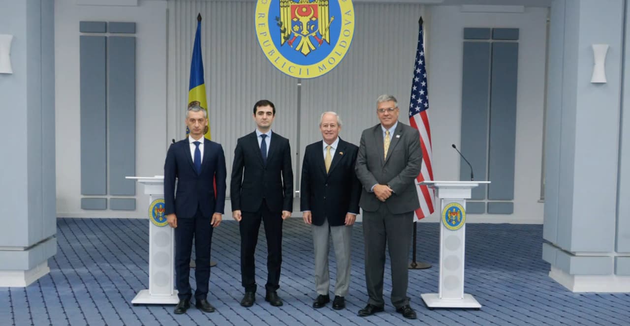 Moldova își consolidează securitatea cibernetică, cu sprijinul SUA