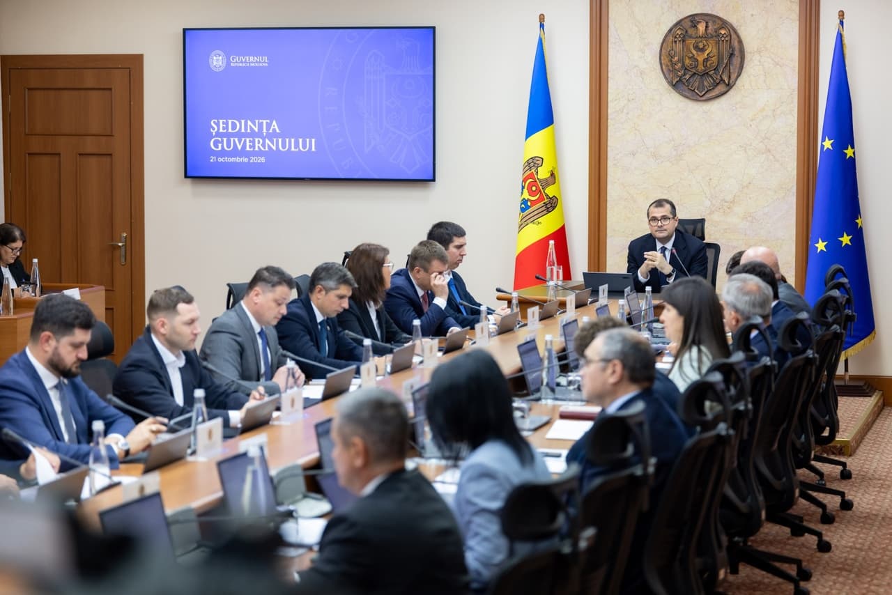 Încă un director adjunct la STISC