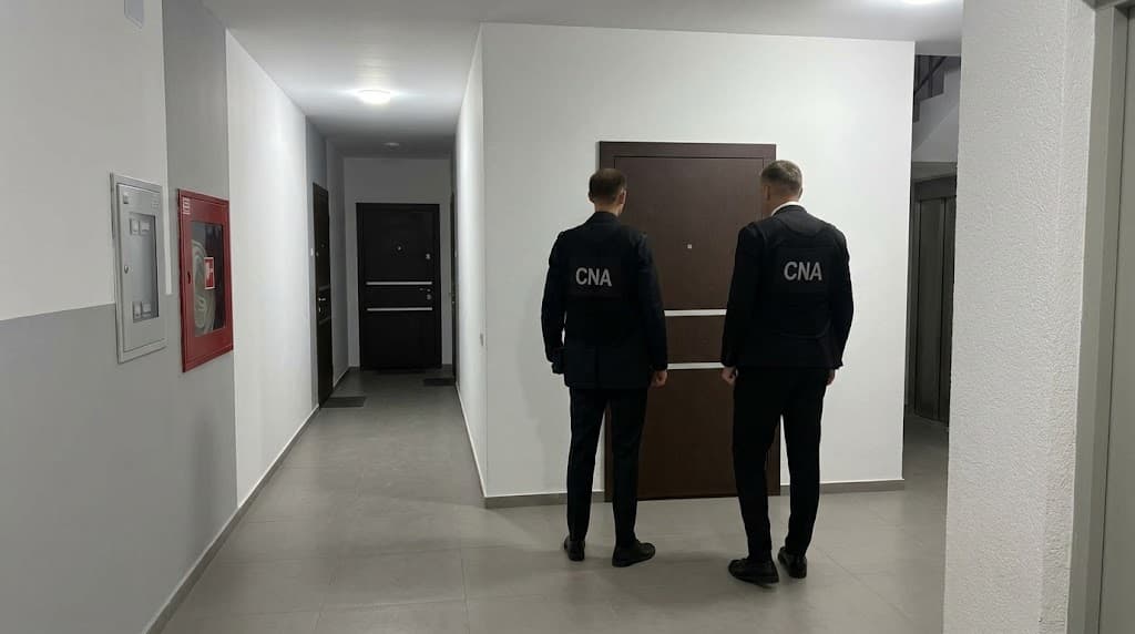 Percheziții la angajații ANSA